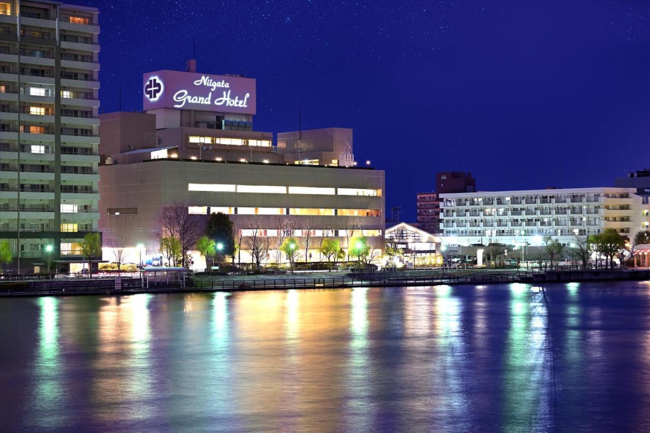 Niigata Grand Hotel Exterior foto